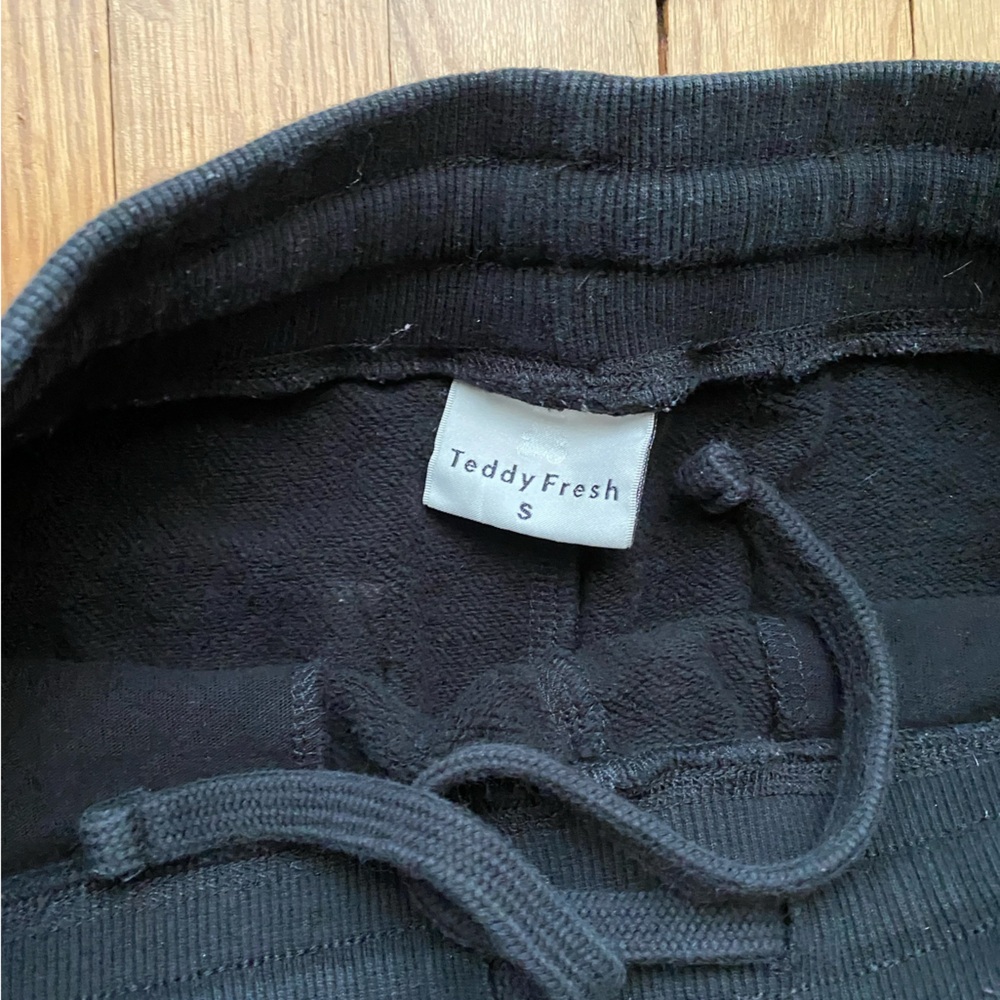 Teddy Fresh Shorts - Picture 3 of 6